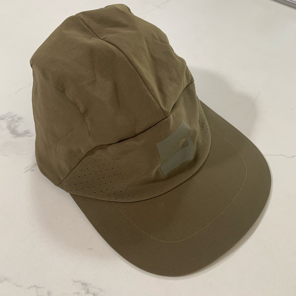 North Face 5 panel olive green hat
